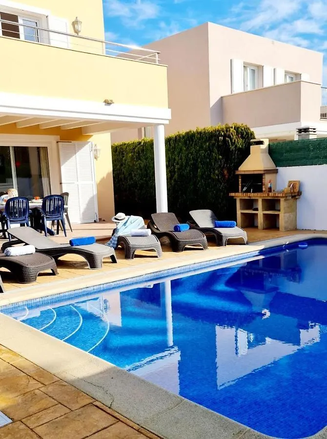 Villa Lorena Sa Caleta